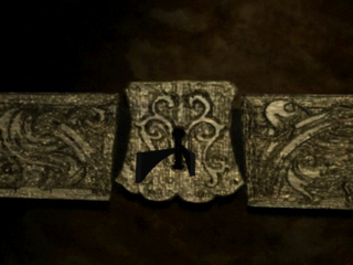Shadow Madness (PlayStation) screenshot: <moby game="Simon">Simon</moby> mini-game with the chest lock