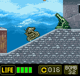 Metal Slug 2nd Mission (Neo Geo Pocket Color) screenshot: In metal slug