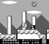 Kirby's Dream Land 2 (Game Boy) screenshot: Turned into a cube of ice by the penguin