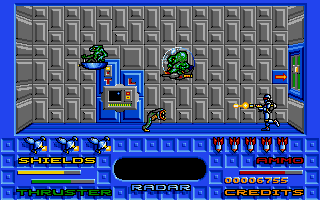 Star Breaker (Amiga) screenshot: Applying fresh pwnage onto some more greenish gross guys