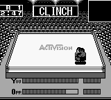 Heavyweight Championship Boxing (Game Boy) screenshot: Clinch.