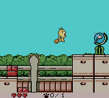Tweety's High-Flying Adventure (Game Boy Color) screenshot: Flying to the globe.