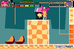 Hi Hi Puffy AmiYumi: Kaznapped! (Game Boy Advance) screenshot: Navigated a high ledge.