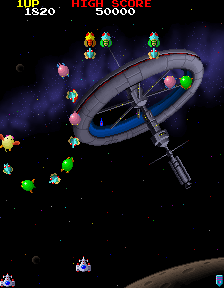Galaga '88 (Arcade) screenshot: Still swooping in.