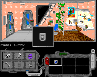 Ciemna Strona (Amiga) screenshot: Manipulation activities are animated