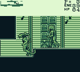 Alien vs Predator: The Last of His Clan (Game Boy) screenshot: Fighting an alien.