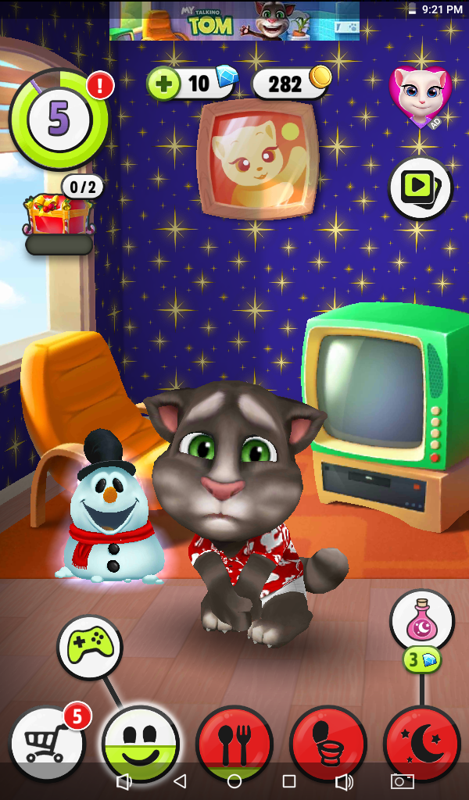 My Talking Tom (Android) screenshot: Tom wants to go to the bathroom, do something, quick!