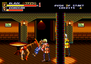 Streets of Rage 2 (Arcade) screenshot: Back-flip kick.