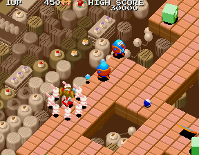 Märchen Maze (Arcade) screenshot: Have a shield.