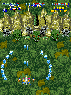 Sorcer Striker (Arcade) screenshot: 3-headed boss