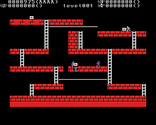 Mine Runner (Amiga) screenshot: If an enemy falls into a hole, he releases a box