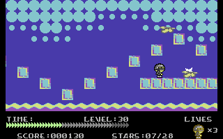 Slater Man (Commodore 64) screenshot: Bird incomming