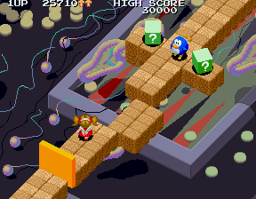 Märchen Maze (Arcade) screenshot: Jump on the moving platform
