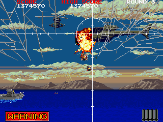 Battle Shark (Arcade) screenshot: Got the helicopter