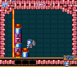 Mang-Chi (Arcade) screenshot: In Panic (hard mode) you can only hit the blocks from one side