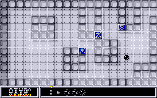 Oxyd magnum! (Amiga) screenshot: Level 9: deadly tiles, multiple rooms - and reversed controls!