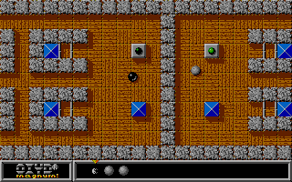 Oxyd magnum! (Atari ST) screenshot: Level 8 gives you two(!) balls; use the yin-yang symbol to transfer control between them.