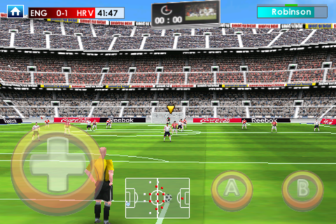 Real Soccer 2009 (iPhone) screenshot: Goal kick
