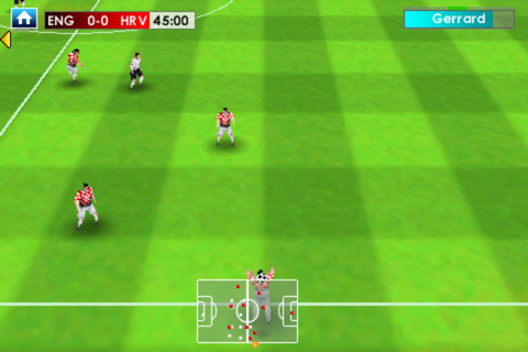 Real Soccer 2009 (iPhone) screenshot: Throw in