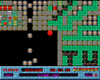 Supaplex (Amiga) screenshot: Level 3 - falling enemies.