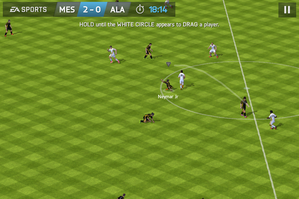 FIFA 14 (iPhone) screenshot: Attempting a sliding challenge