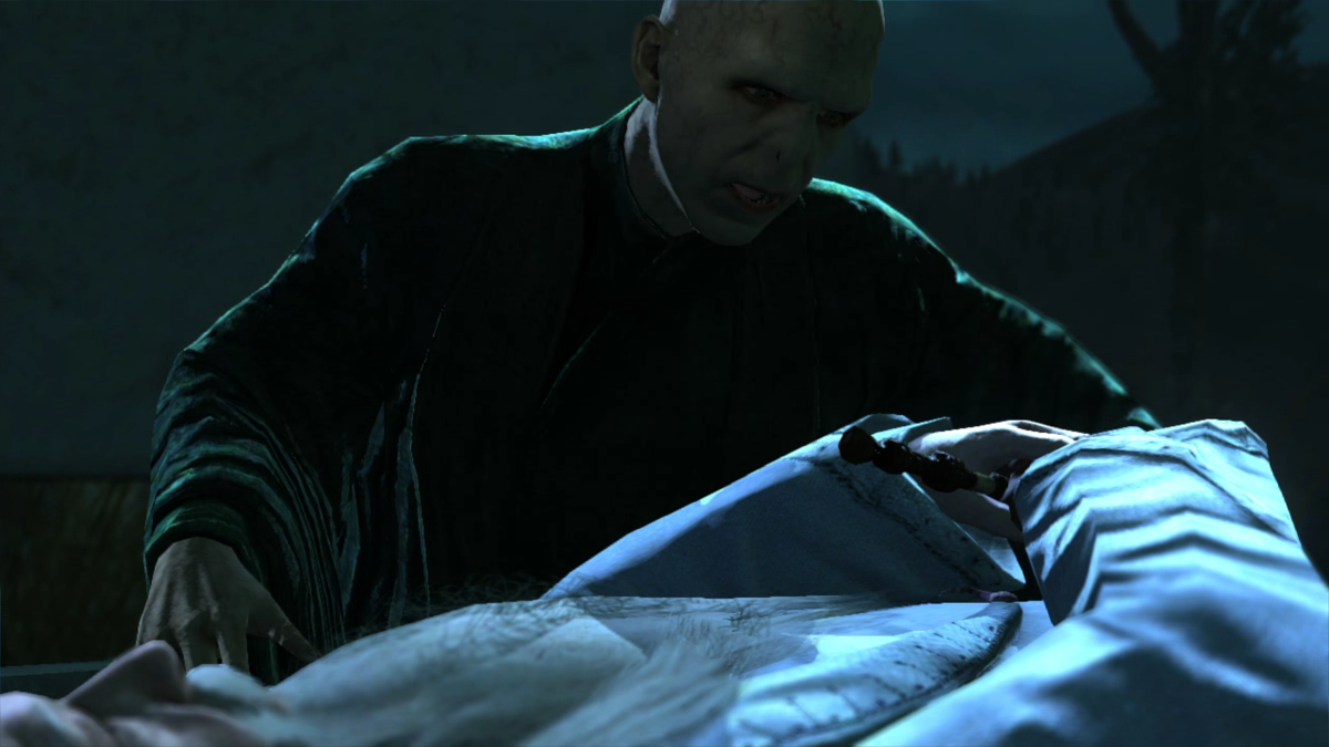 Harry Potter and the Deathly Hallows: Part 2 (Windows) screenshot: Intro: Lord Voldemort obtains the powerful Elder Wand