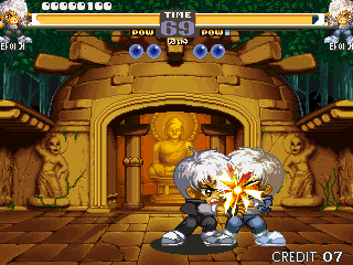 SD Fighters (Arcade) screenshot: Punch in face