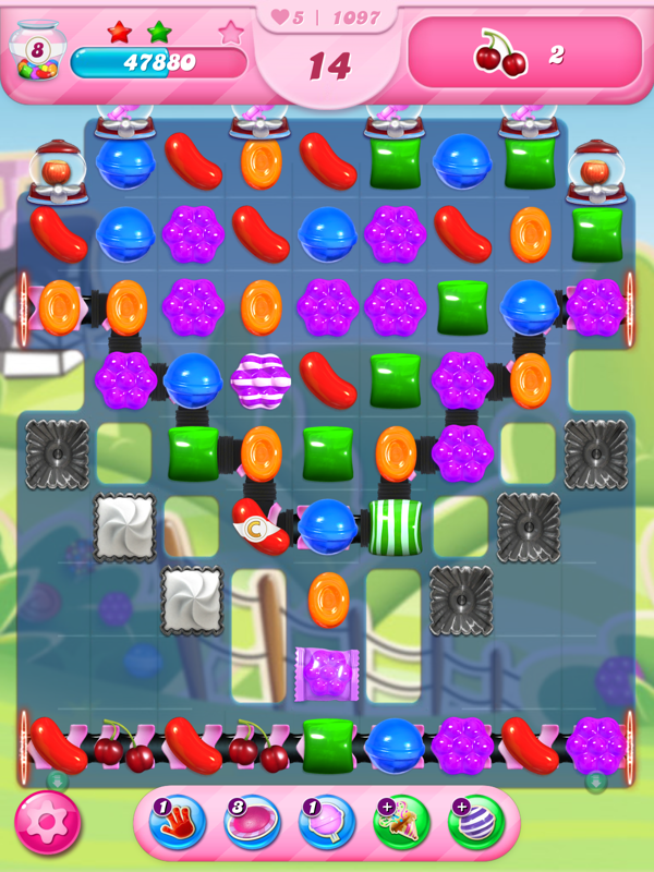 Screenshot of Candy Crush Saga (iPad, 2012) MobyGames