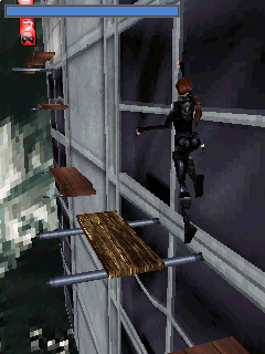 Lara Croft: Tomb Raider - Legend (Symbian) screenshot: Jumping between platforms
