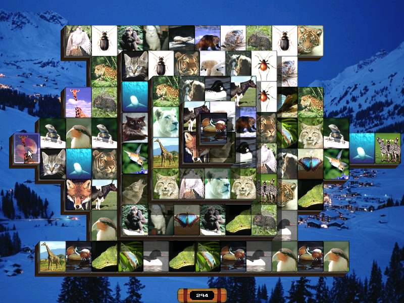 Mahjongg (Windows) screenshot: Playing using the animals.
