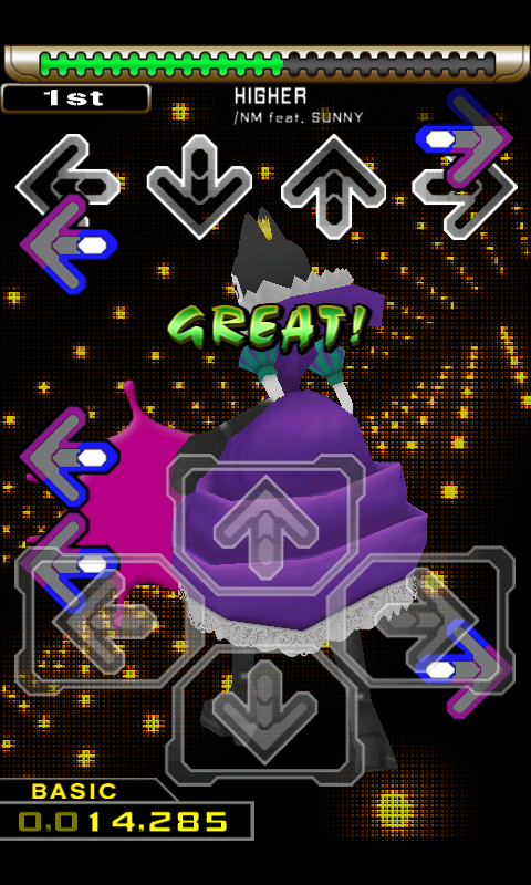 Dance Dance Revolution S (Android) screenshot: Game in progress