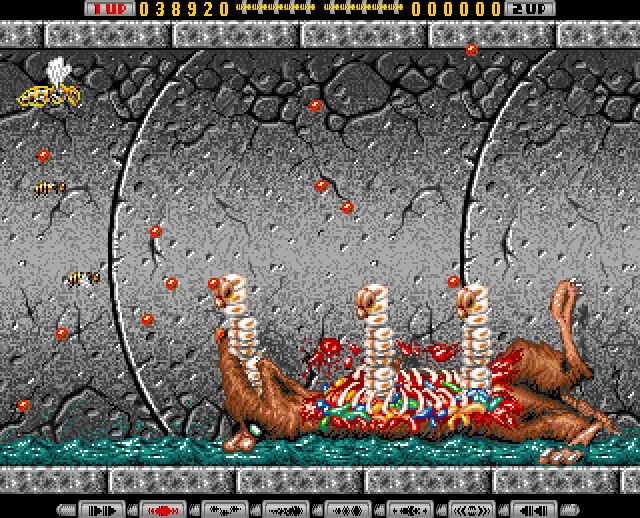 Apidya (Amiga) screenshot: Scene 3 - Maggots bosses from the rat's corpse