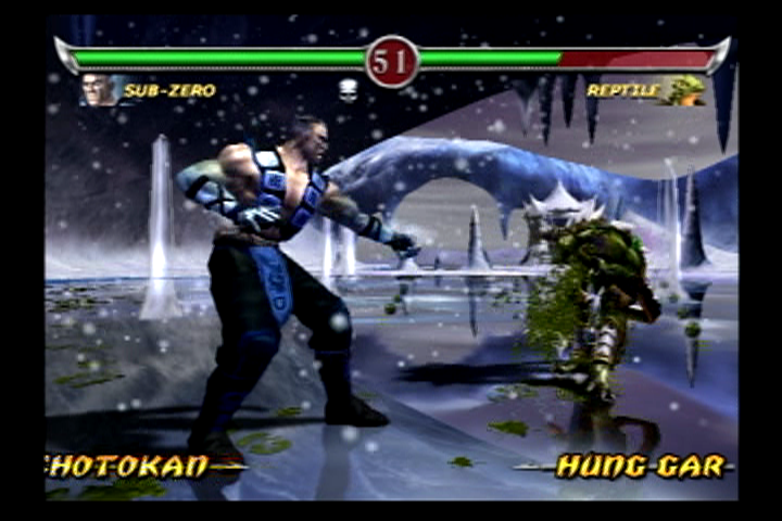 Mortal Kombat: Deadly Alliance (PlayStation 2) screenshot: Reptile bleeds green.