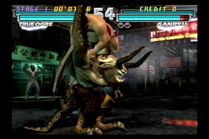 Tekken Tag Tournament (PlayStation 2) screenshot: The fat guy isn't so heavy after all.