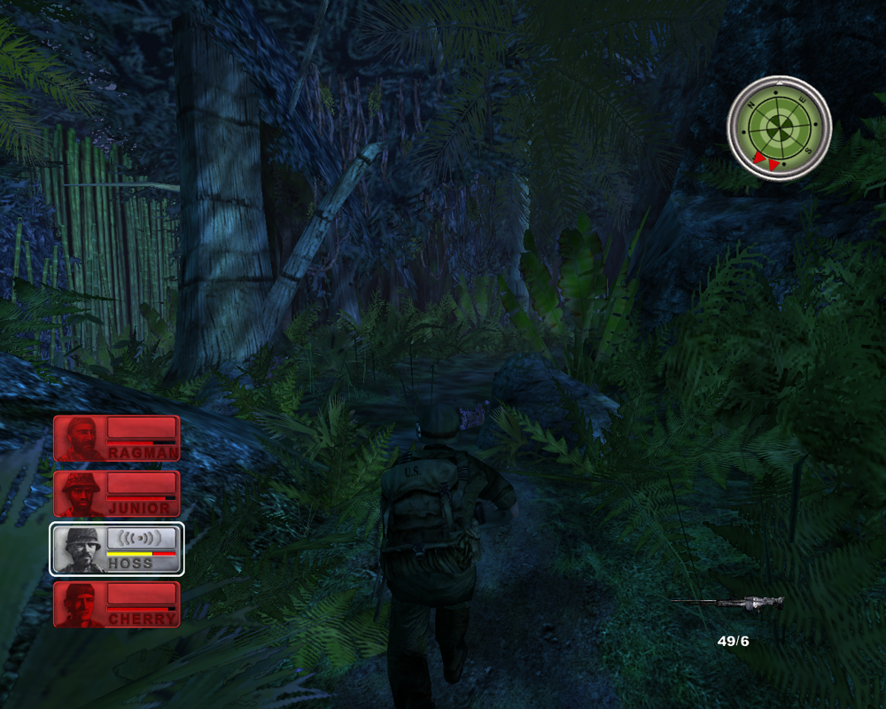 Conflict: Vietnam (Windows) screenshot: Hoss being a coward and running for it in the night jungle even though all his mates have fallen.