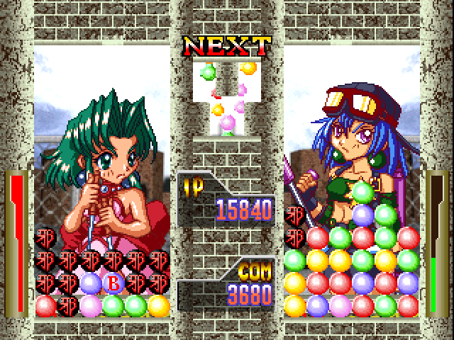 Puzzle Arena Toshinden (PlayStation) screenshot: When you get combos or use special moves, the opponent get blasted with black balls. To get rid of them you have to remove balls next to them.
