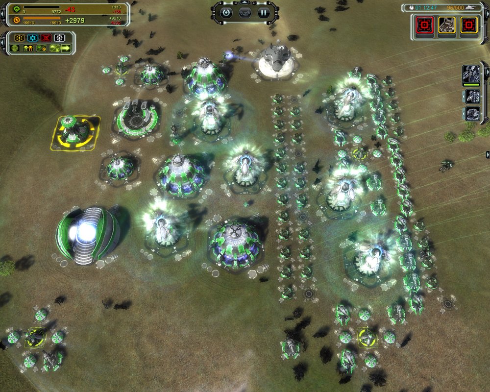 Supreme Commander: Forged Alliance (Windows) screenshot: base fleshed out