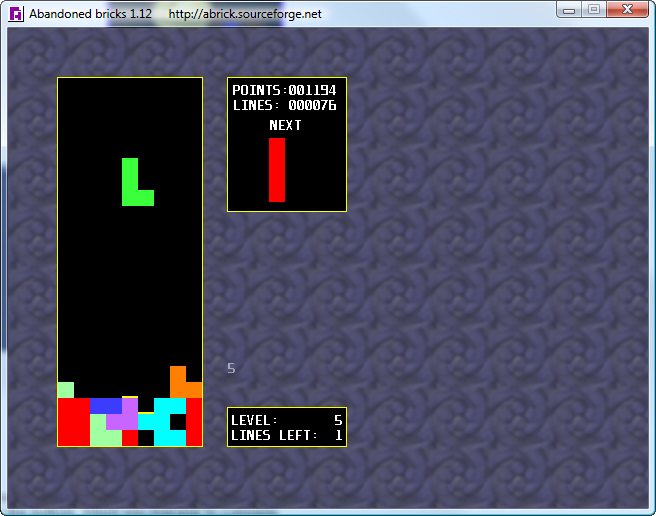 Abandoned Bricks (Windows) screenshot: In Classic mode, the player must remove a certain number of lines to go to the next level.