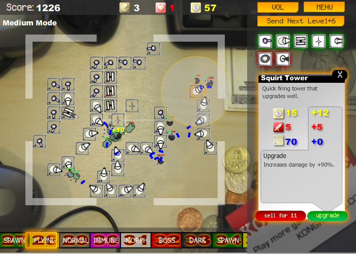 Desktop Tower Defense (Browser) screenshot: Finally I found an acceptable strategy but I'm still getting kicked soon after taking the screenshot
