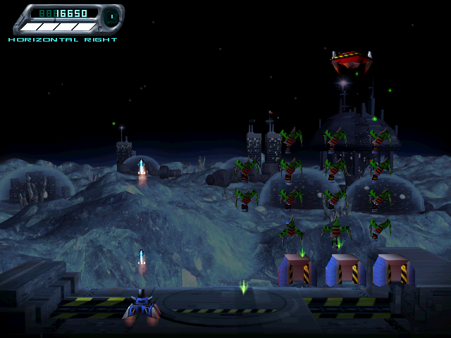 Space Invaders (Windows) screenshot: Armored Covers can be shoot a few times then explode.