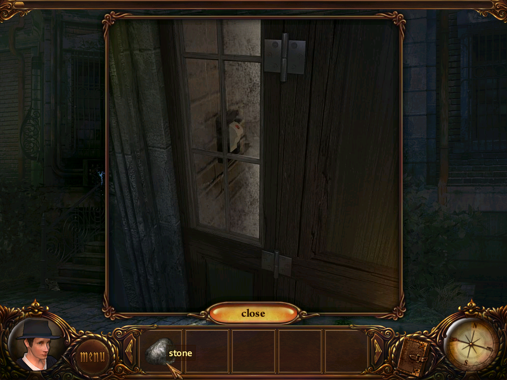 Vampire Saga: Pandora's Box (Windows) screenshot: Close-up view of the front door