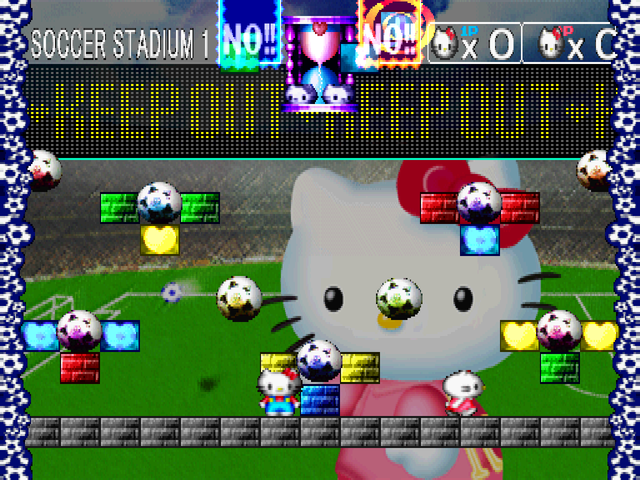 Hello Kitty's Cube Frenzy (PlayStation) screenshot: Versus mode - Soccer Stadium stage