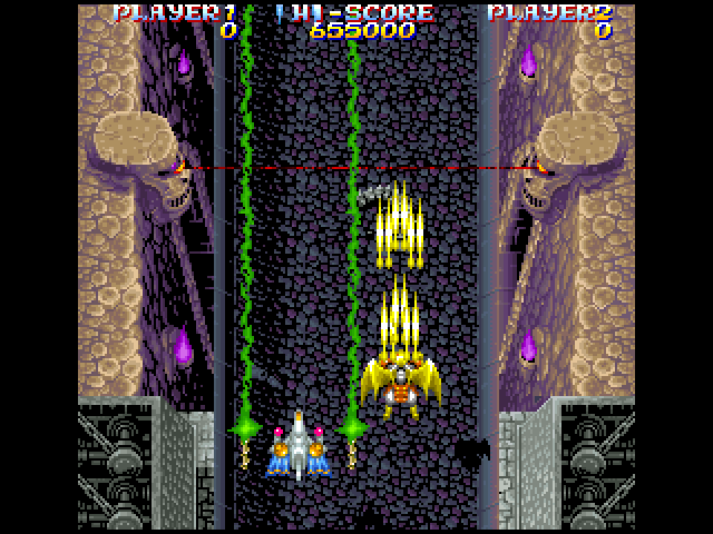 Sorcer Striker (FM Towns) screenshot: Green laser works well in these narrow corridors...