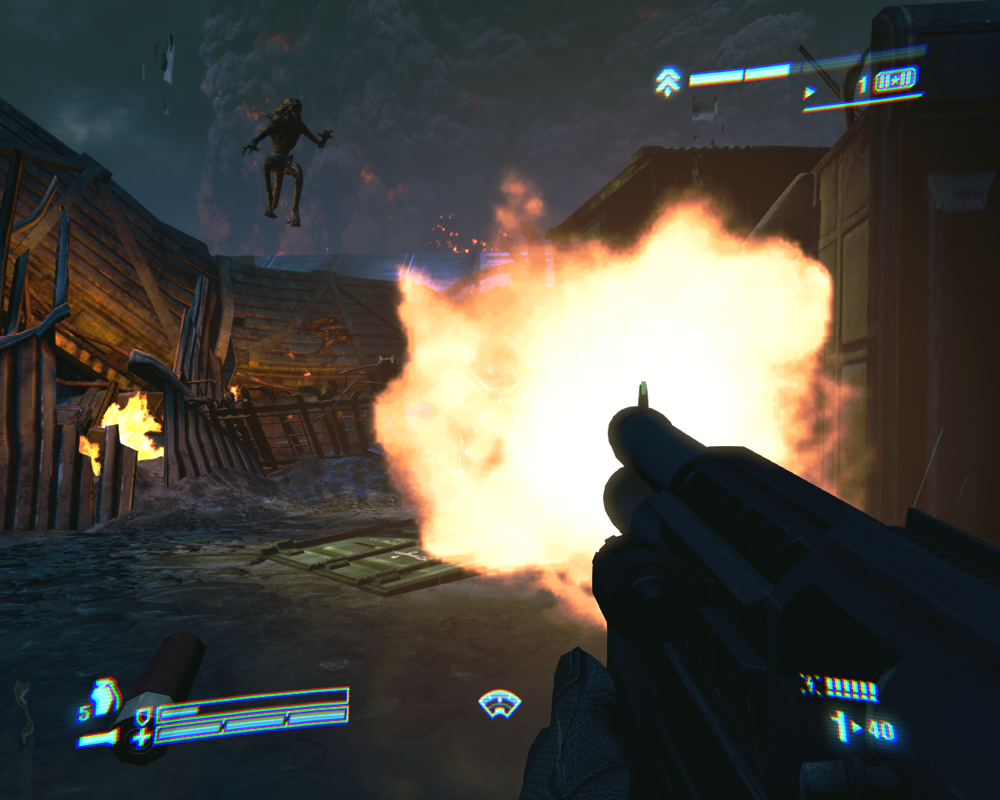 Aliens: Colonial Marines (Windows) screenshot: Blasting 'em with a shotgun