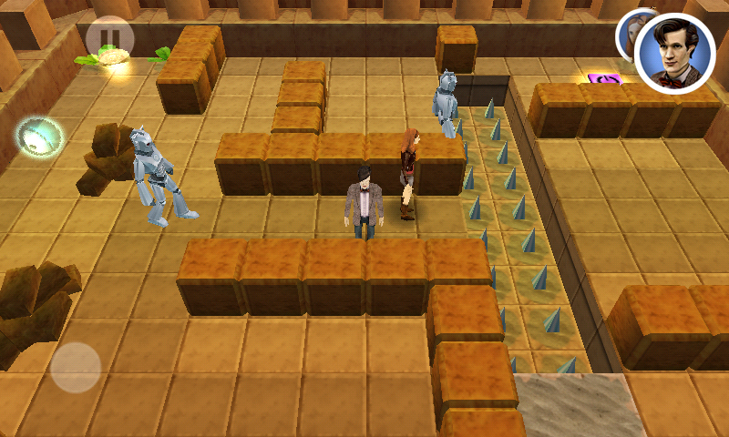 Doctor Who: The Mazes of Time (Android) screenshot: Avoid the cybermen.