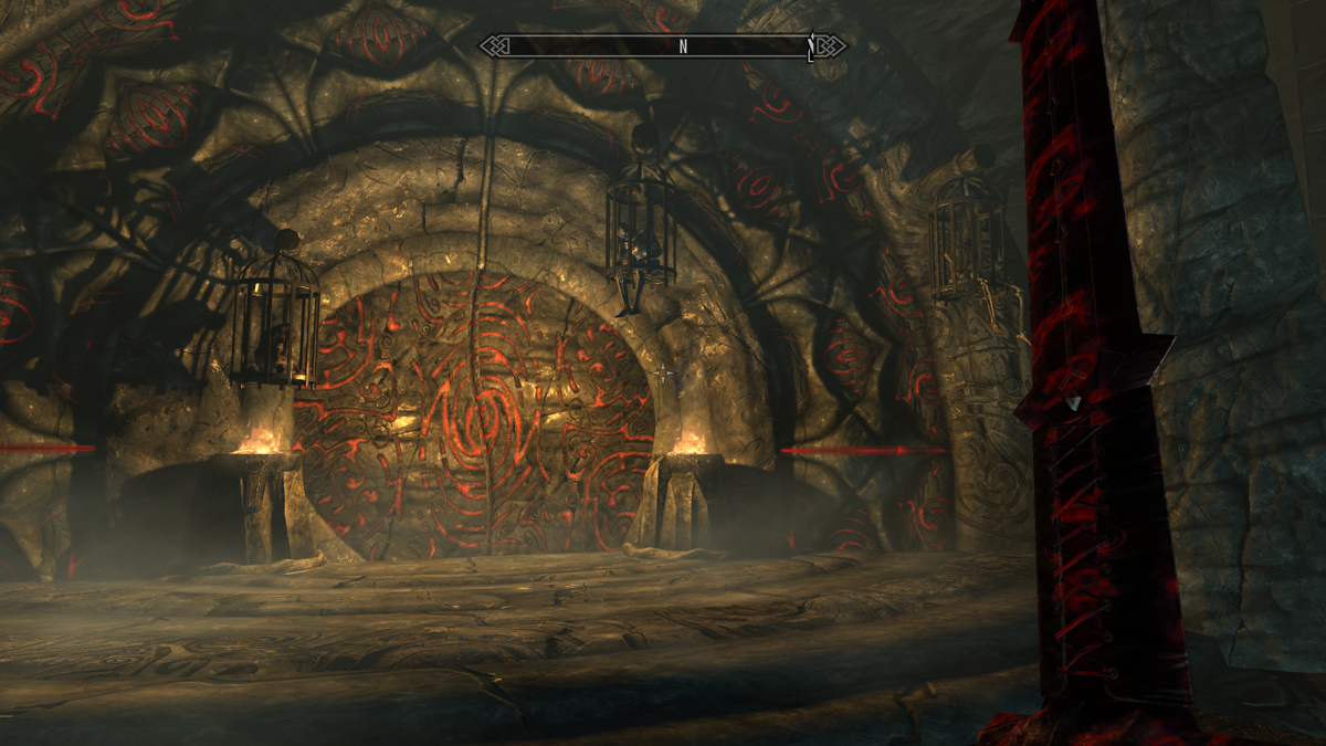 The Elder Scrolls V: Skyrim - Dragonborn (Windows) screenshot: There's a way to open the sealed door with this blade.