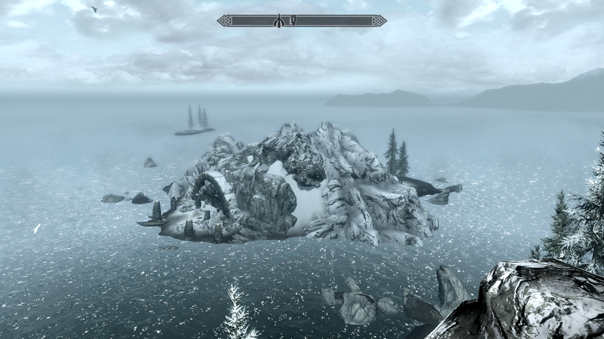 The Elder Scrolls V: Skyrim - Dragonborn (Windows) screenshot: The smaller islands around Solstheim are also worth exploring.