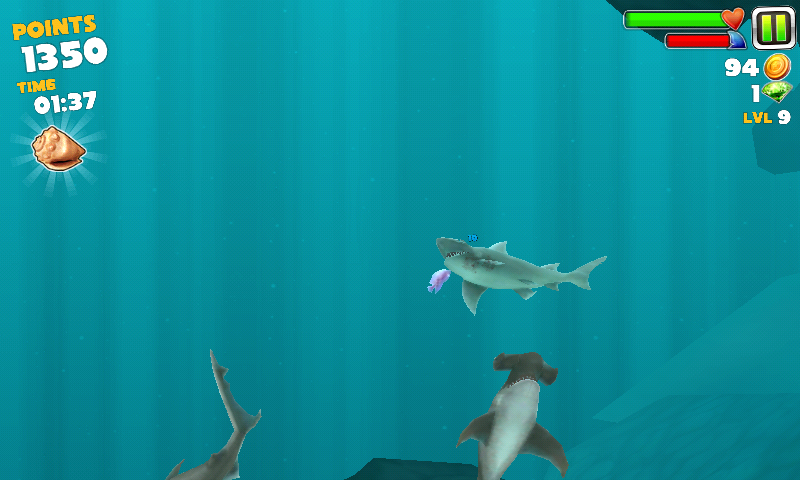 Hungry Shark: Evolution (Android) screenshot: Being attacked by hammerhead sharks