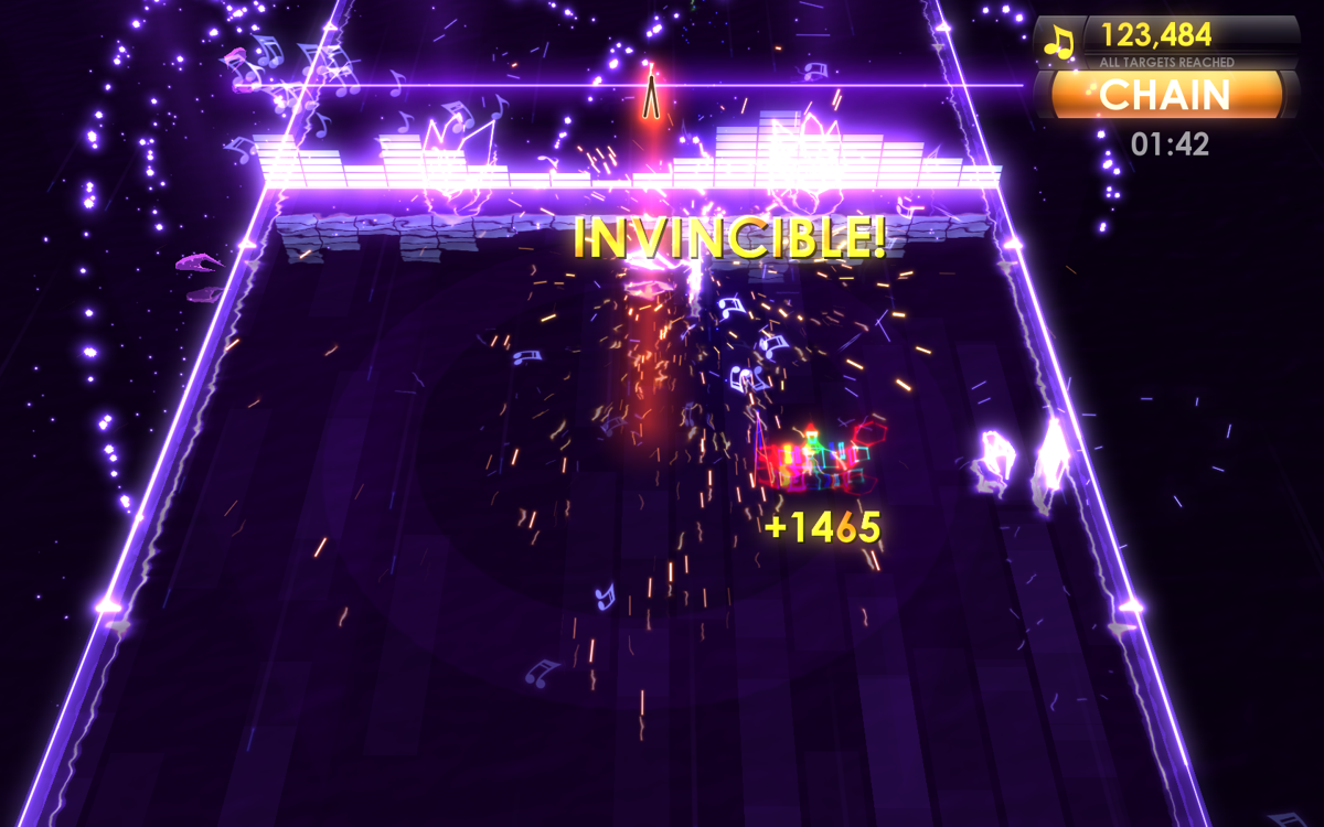 Symphony (Windows) screenshot: Got the invincible pick up - but it only lasts for a short time