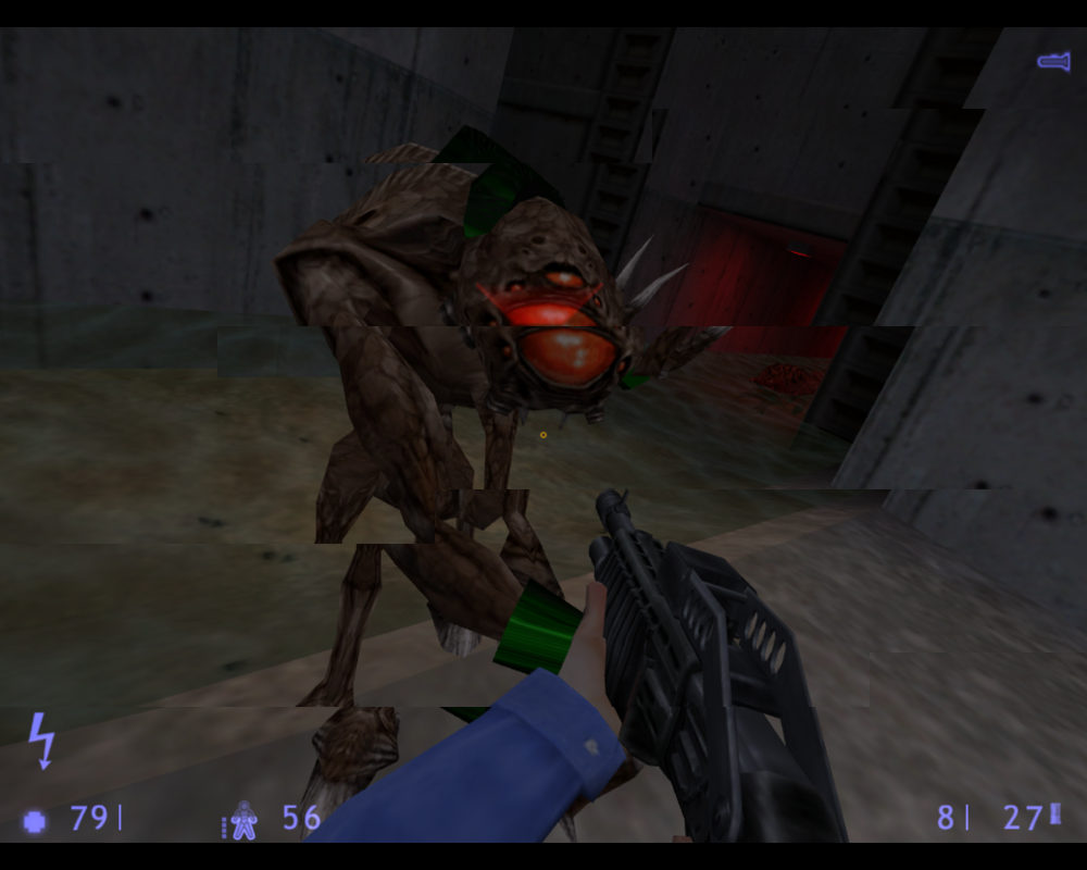 Half-Life: Blue Shift (Linux) screenshot: Attacked by a Vortigaunt and a bull squid.